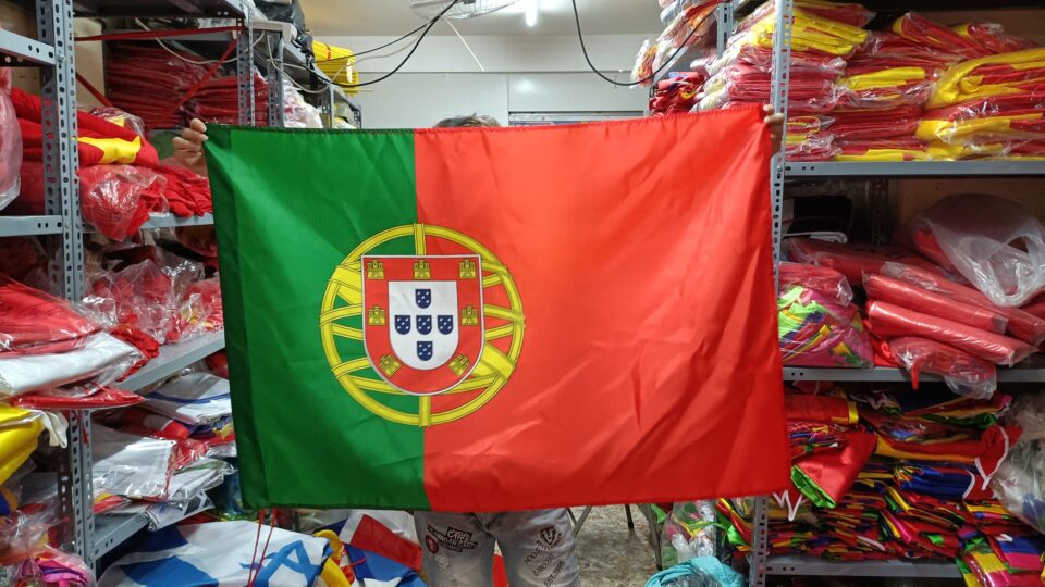 Địa chỉ mua cờ các nước - Cờ Bồ Đào Nha